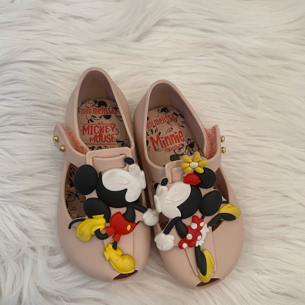 Mini Melissa - Picture 3 of 4